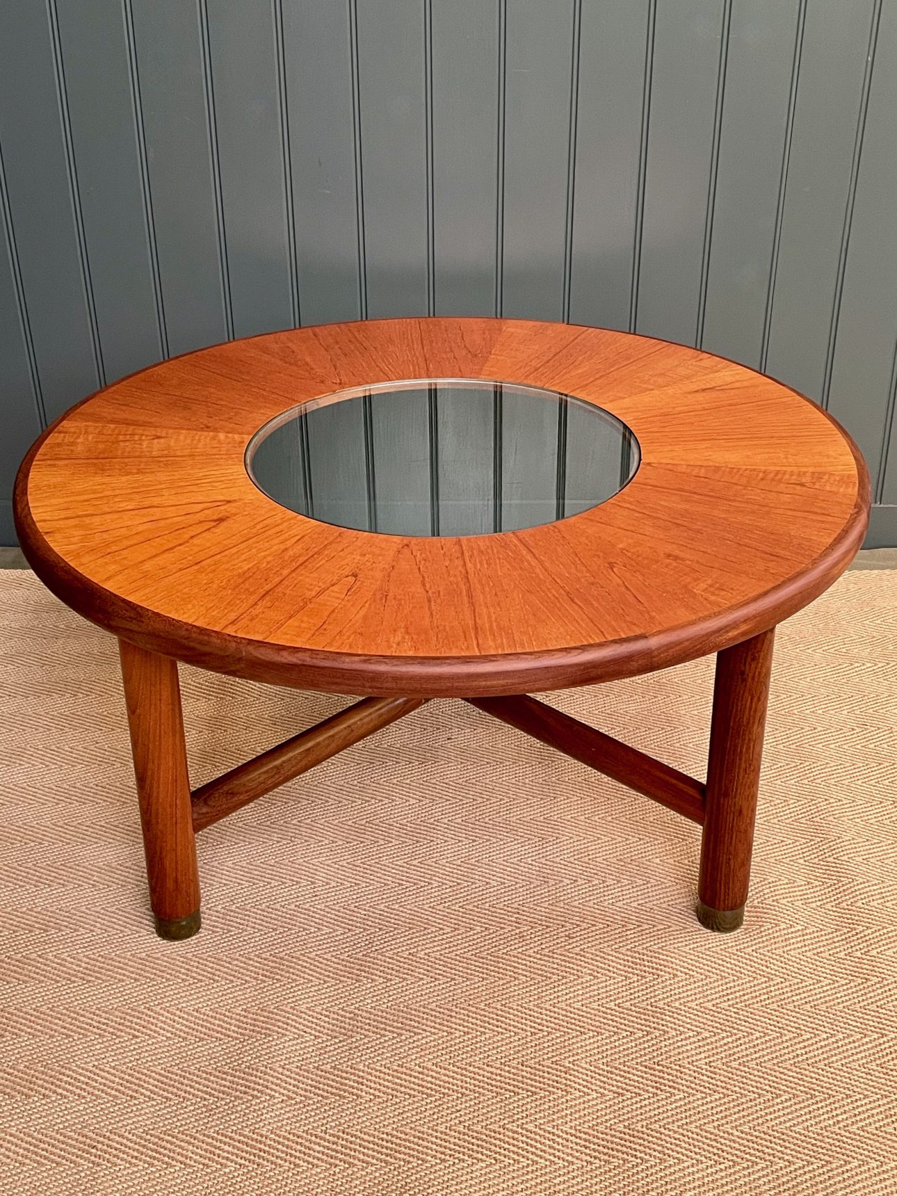 Mid Century Side Tab;e